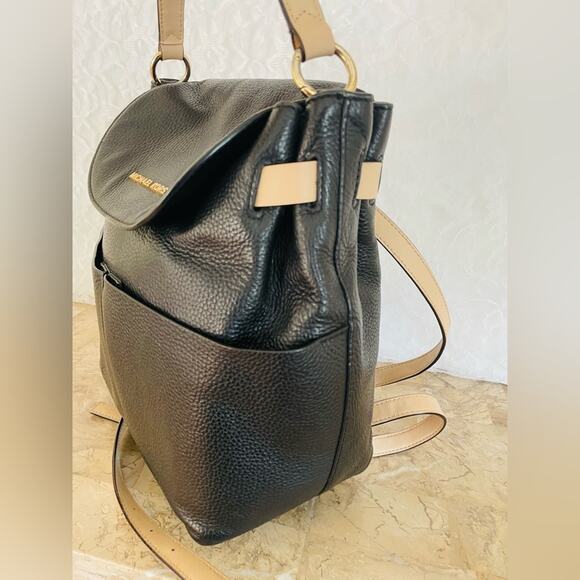 Michael Kors Black pebbled Leather Women\'s Bag backpack main image 5